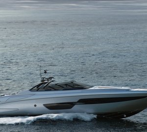 Riva 88 Miami Yacht - side view-001