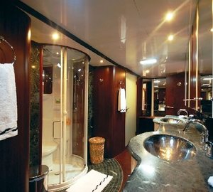 Rosinante of Notika Master Bath