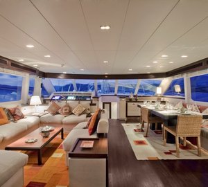 SAILING NOUR - Saloon 2