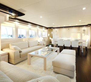 SAKATA - Main Salon and Dining