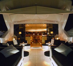 SAMOA BAY - Aft Deck