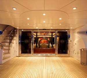 Spacious aft deck