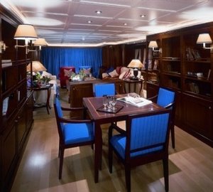 SEA DWELLER -  Dining.