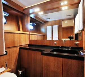 SENSE - Master bathroom