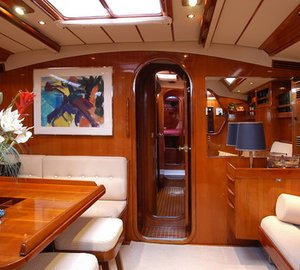 SHAITAN - Salon and Dining