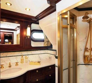 SILVIA M -  Twin Bathroom