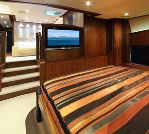 SIMPLE PLEASURE - VIP cabin main deck credit Sunseeker Yachts