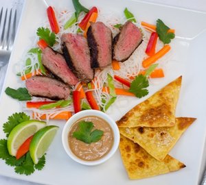 SY ALTESSE - Beef noodle salad