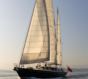 SY ORION -  Sailing