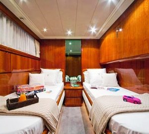 SYNERGY -  Twin Cabin