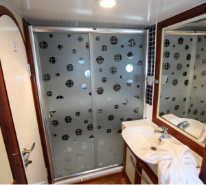 Sail Yacht ANGELO II -  Guest Ensuite 2