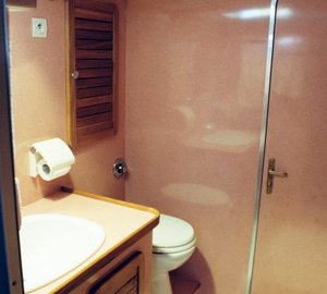Sail Yacht JAIPUR - Bathroom