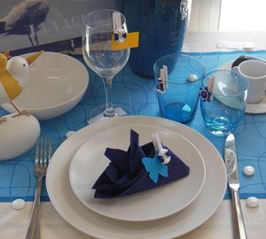 Sail Yacht JAMBALAYA - Dining Detail