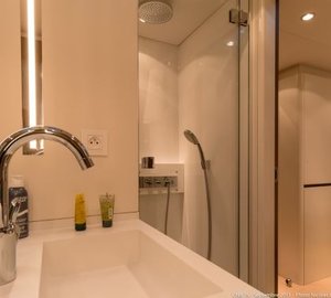 Sail Yacht LEO -  Guest Ensuite