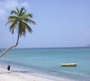 Sailing Catamaran - Yes Dear - Beautiful Beaches