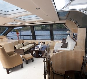 Sailing yacht AKALAM Salon 2