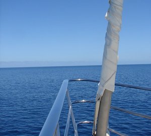 Sailing yacht KE-AMA II -  Bow