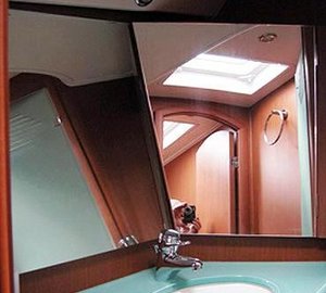 Sailing yacht POINT 02 -  Guest Ensuite