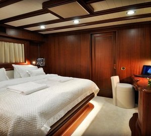 Sailing yacht REGINA - VIP 1 master cabin