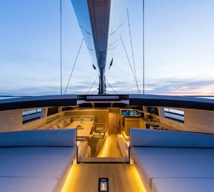 Sailing yacht WinWin - Exterior