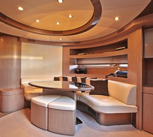 Sakura yacht - interiors