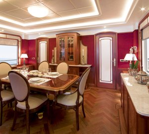 Santa Maria T - Dining