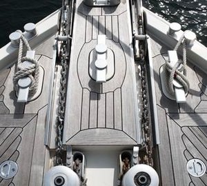 Santana IV of Plymouth -  Deck detail 2