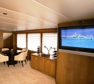 Silent World II Stb Saloon