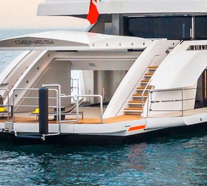 Spacious Beach Club aboard GENESI