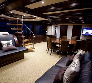 Spirit of Two Thousand and Ten  -  Salon and Dining