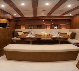 Stereden Ann Esperanz - Salon