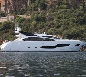 Sunseeker 101 Sport Yacht