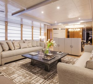 Superyacht Amore Mio 2 - Saloon-001