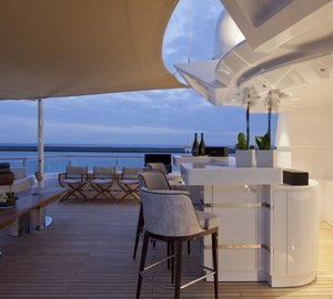 Superyacht CHOPI CHOPI - Sun deck bar