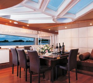 Superyacht Contessa - Dining