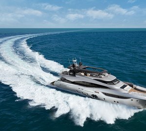 Superyacht G underway