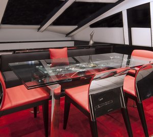Superyacht LSX95 - Dining