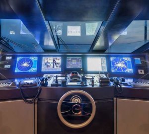 Superyacht Panthera - Wheelhouse