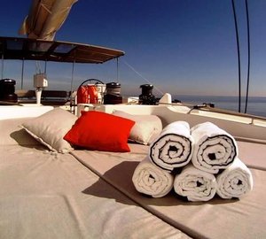 THE CAT AND THE FIDDLE - Sunpads on Flybridge