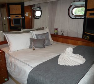Takapuna - Guest Cabin as Queen