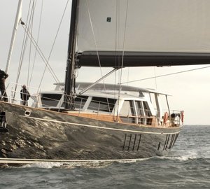 The stunning Akalam Yacht by Pendennis and Barracuda Yacht Design