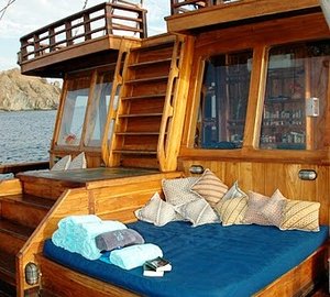 Tiger Blue - lounging area