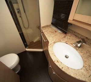 Tivella - Guest Bathroom
