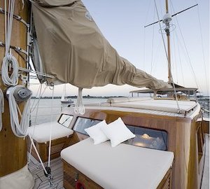 Tiziana Sitting Area Foredeck