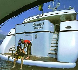 Trinity II -  Swim platform