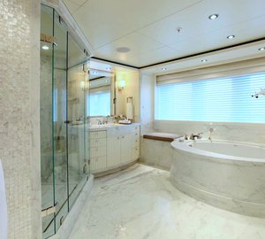 Trinity yacht CARPE DIEM - Master her ensuite