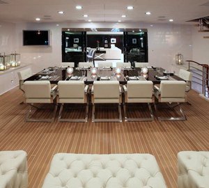Trinity yacht CARPE DIEM - Skylounge aft deck