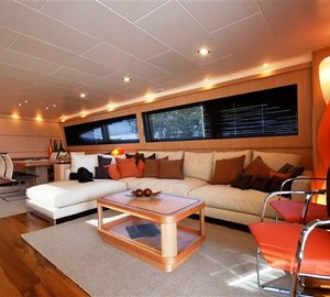 VALENTINA - Saloon 2