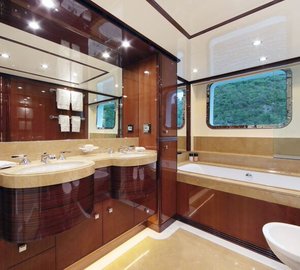 VICA superyacht - Bathroom - Photo by Thierry Ameller