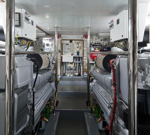 Venere 70S Yacht - Engine room-001